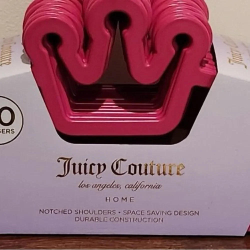 Juicy Couture Pink and Gold crown hangers : set of 20 NEW